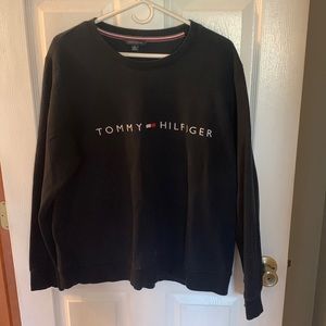 Tommy Hilfiger Navy Crew Neck